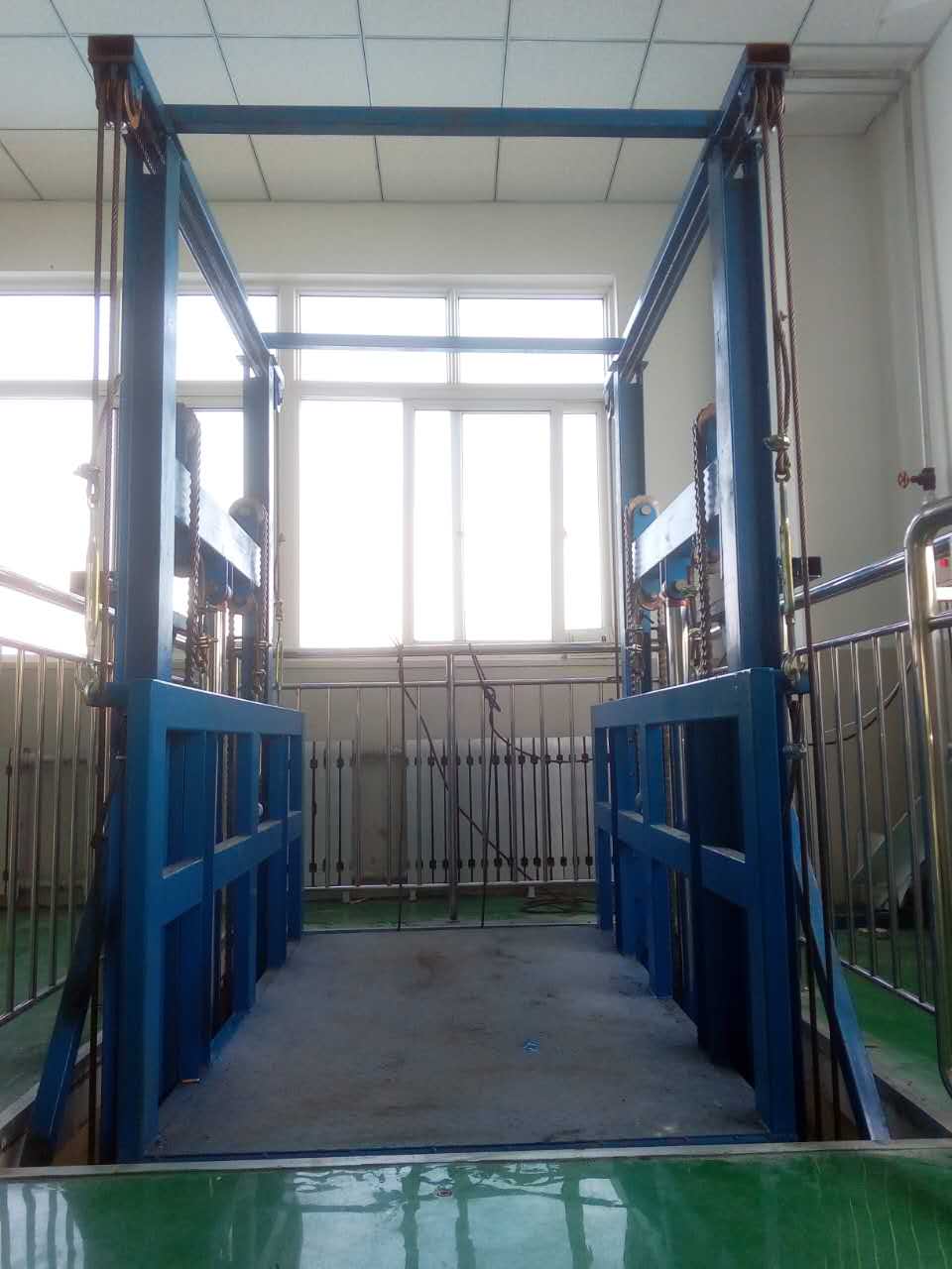 升降平臺主要應用領(lǐng)域(圖1) 1621567691.jpg