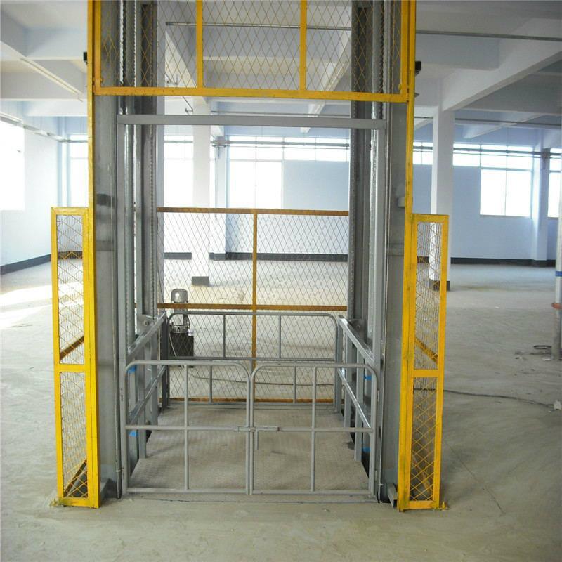 導(dǎo)軌式升降機在市場中的用途(圖1) \