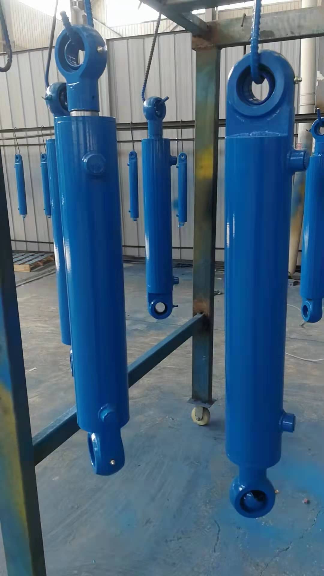 液壓油缸的組成部件有哪些？液壓缸結(jié)構(gòu)有什么特點？(圖1)